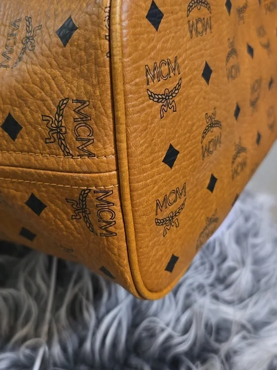 MCM Cognac Visetos Monogram Tote Bag Large Leather Shoulder Bag EUC - Picture 8 of 12